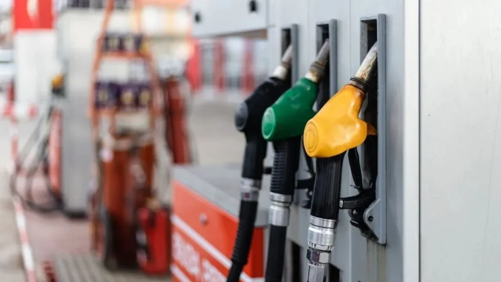 Akaryakıt fiyat değişimlerini takip edin, TTS’nin analiz araçlarıyla filo bütçenizi koruyun ve strateji oluşturun.